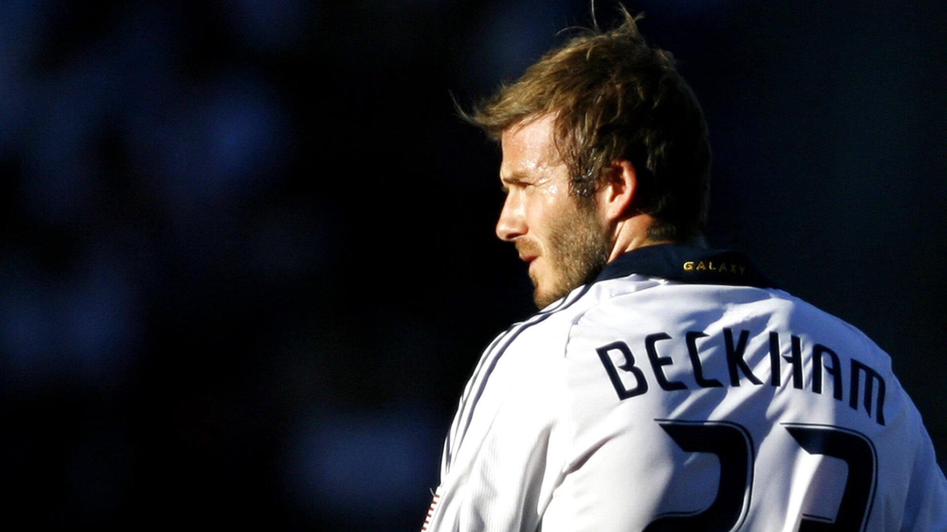 拜仁慕尼黑客场2-1小胜沙尔克04,取得关键三分,拜仁慕尼黑连胜