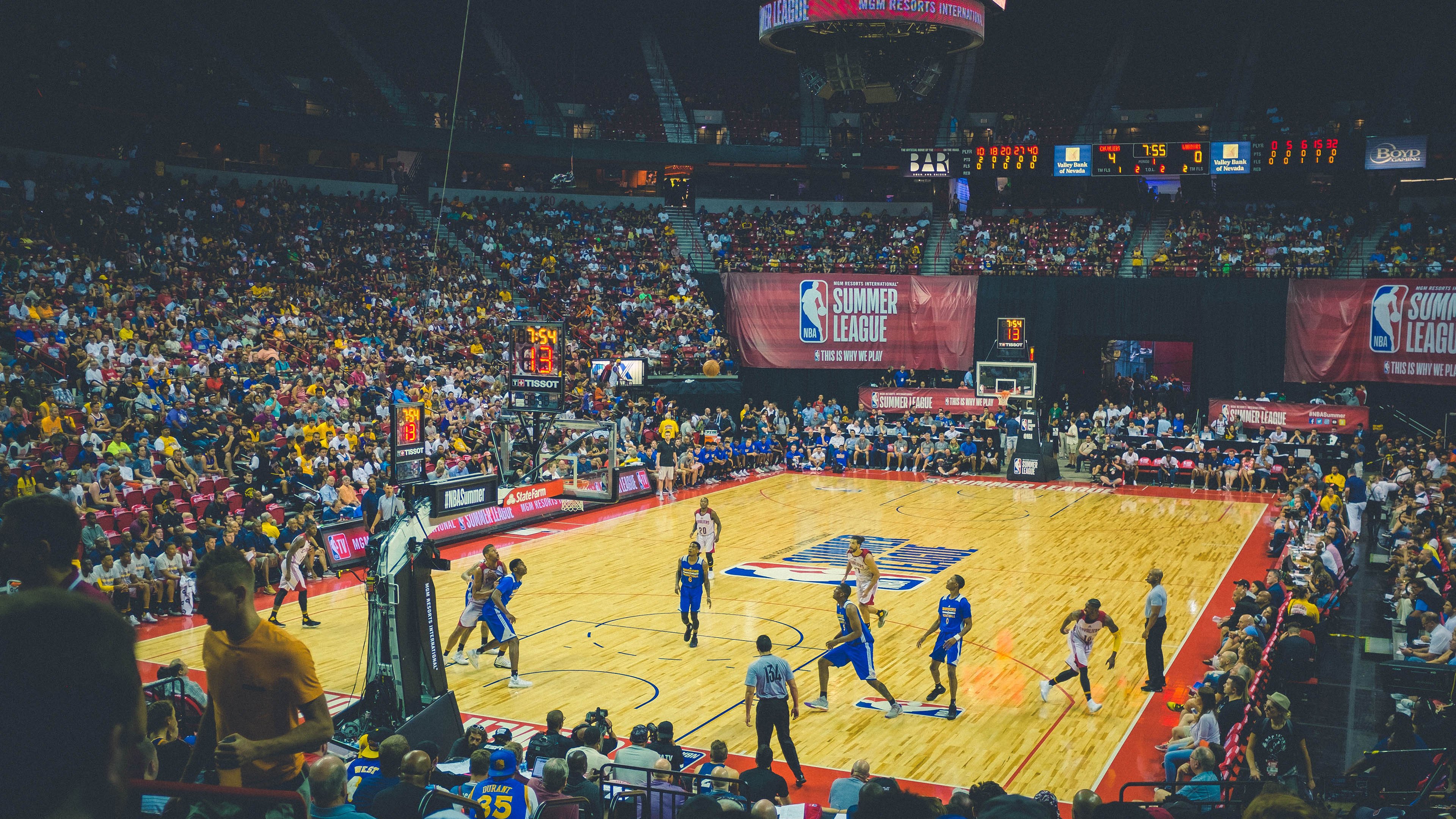 核心封盖：李磊最后一秒封阻对手关键投篮！